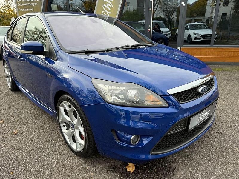Blau Gebraucht 2009 Ford Focus ST Limousine | 8.900 € (Etwas zu teuer) - Bild 1/4