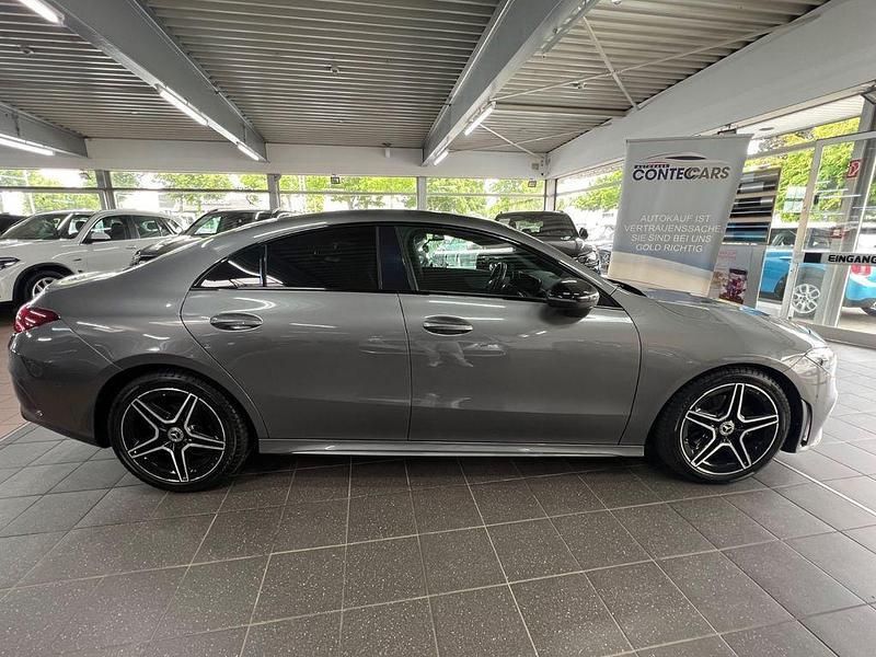 Mountaingrau met. Gebraucht 2019 Mercedes CLA180 AMG line Limousine | 27.300 € (Etwas zu teuer) - Bild 1/4