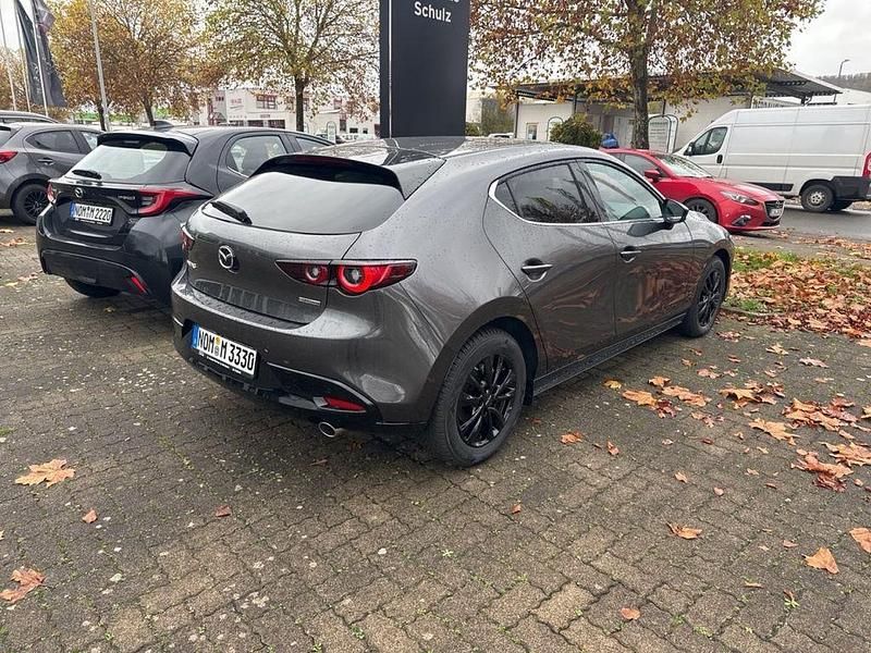 Gebraucht Mazda 3 140 PS (102 kW) 2024 Grau Limousine