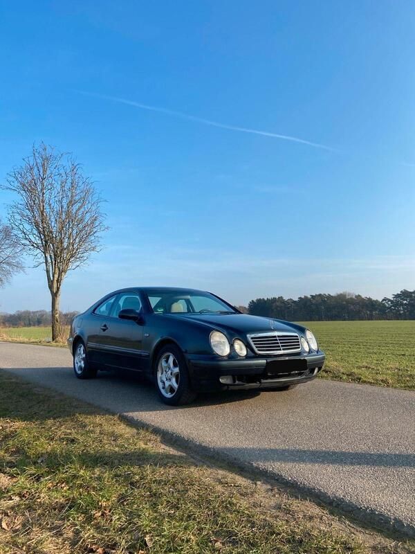 Schwarz Gebraucht 1998 Mercedes CLK200 Coupé | 1.300 € (Superpreis) - Bild 1/4