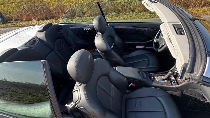 Gebraucht Mercedes CLK200 184 PS (135 kW) 2007 Silber Cabrio