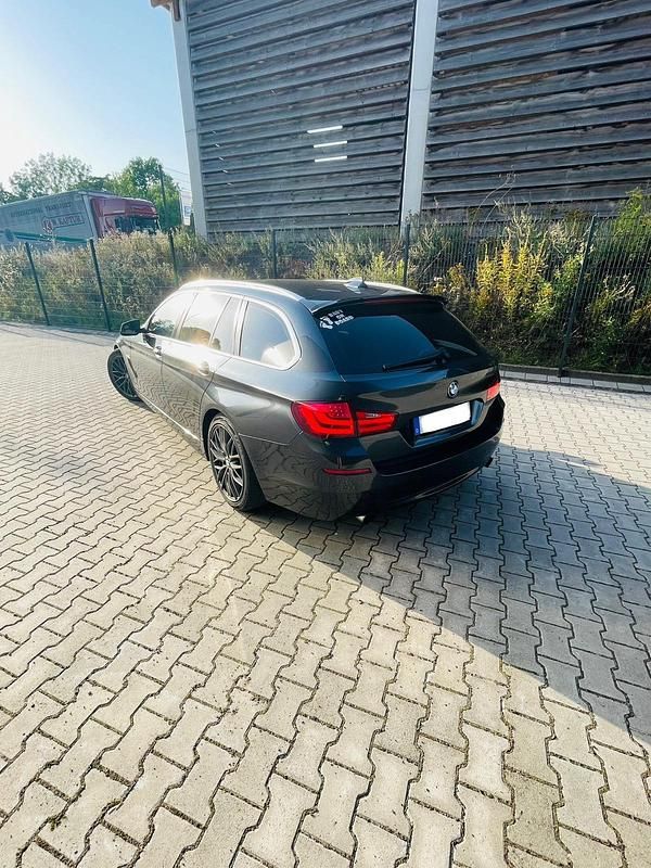 Gebraucht BMW 535 Sport Line 313 PS (230 kW) 2010 Andere farben Limousine