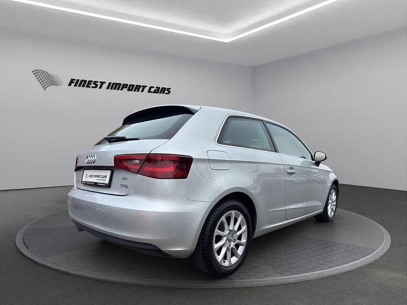 Gebraucht Audi A3 Attraction 122 PS (89 kW) 2014 Silber Limousine