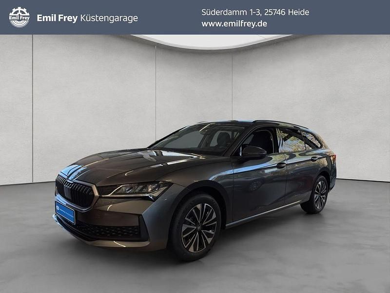 Grau Neu 2025 Skoda Superb Essence Limousine | 48.700 € - Bild 1/4