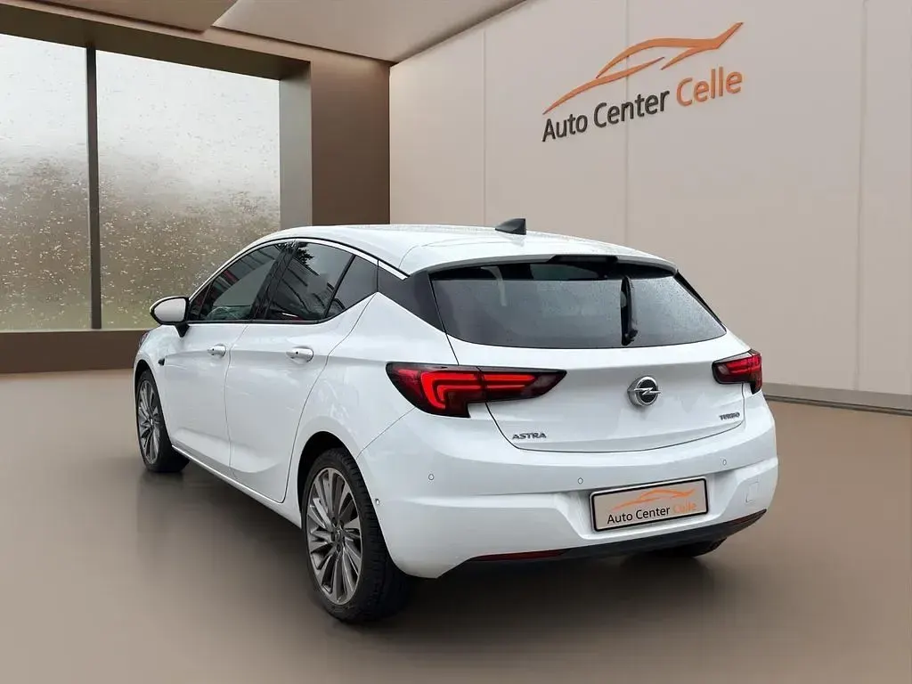 Gebraucht Opel Astra Innovation 150 PS (110 kW) 2015 Weiß Limousine