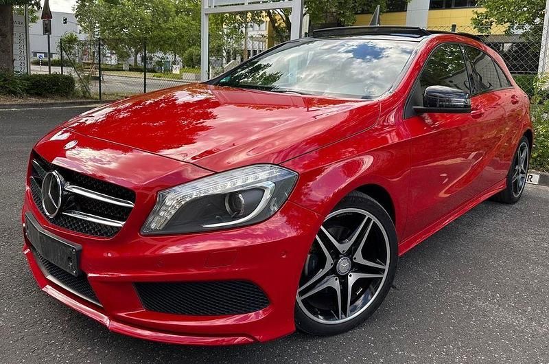 Rot Gebraucht 2013 Mercedes A200 AMG line Limousine | 16.400 € (Fairer Preis) - Bild 1/4