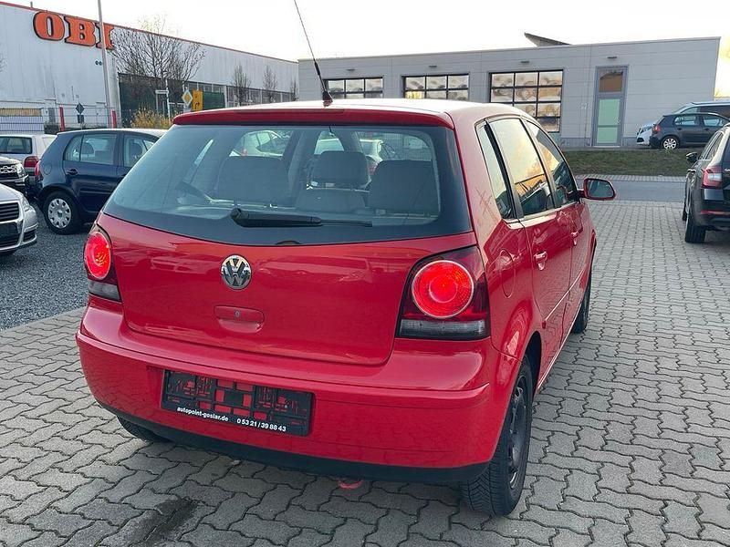 Gebraucht VW Polo Comfortline 75 PS (55 kW) 2005 Rot Kleinwagen