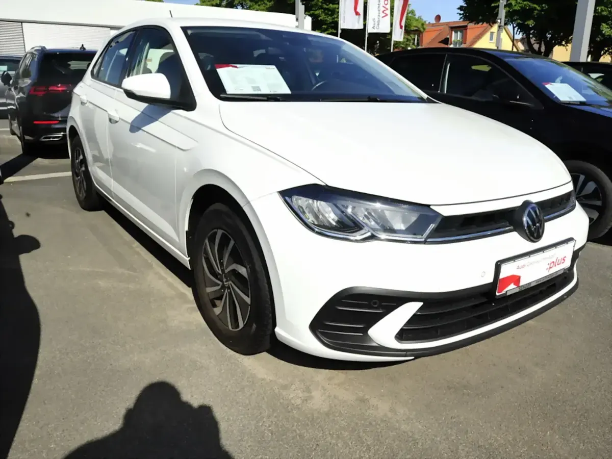 Gebraucht VW Polo Life 80 PS (58 kW) 2022 Weiß Kleinwagen