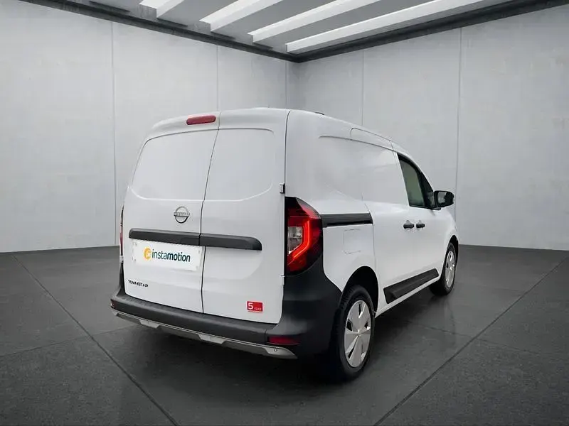 Gebraucht Nissan Townstar 131 PS (96 kW) 2025 Weiß Limousine
