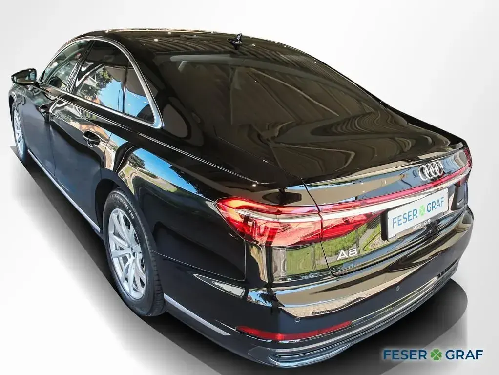 Gebraucht Audi A8 Ambiente 286 PS (210 kW) 2023 Brillantschwarz Limousine