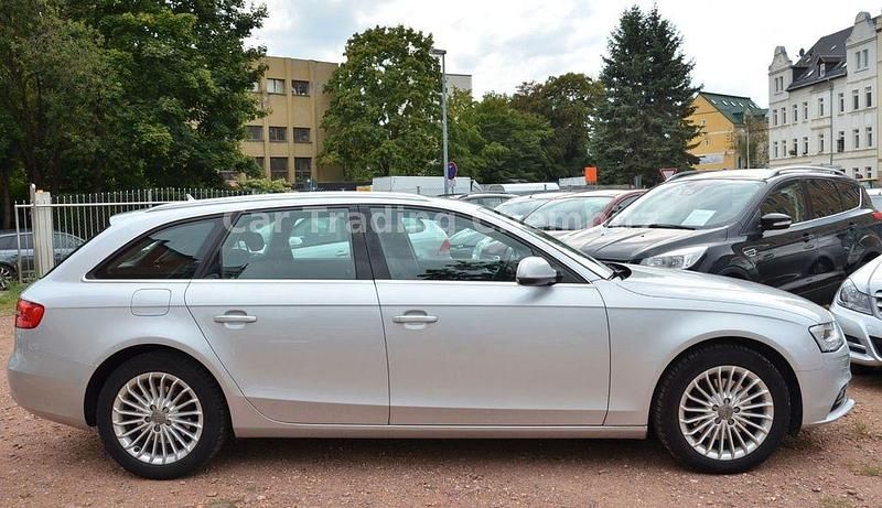 Gebraucht Audi A4 120 PS (88 kW) 2013 Silber Kombi