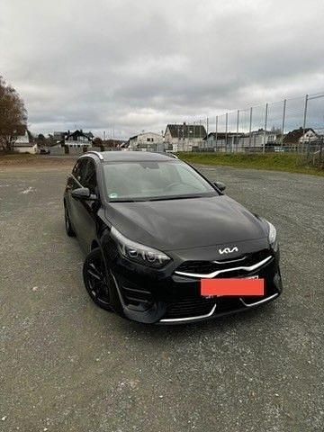 Schwarz Gebraucht 2022 Kia Ceed Sportswagon GT-Line Kombi | 17.999 € (Etwas zu teuer) - Bild 1/4