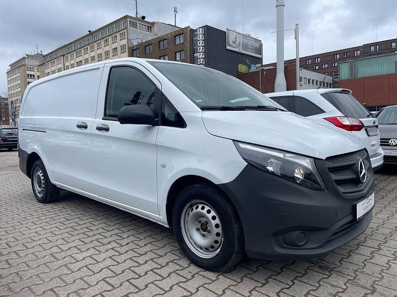 Gebraucht Mercedes Vito 102 PS (75 kW) 2020 Weiß Van