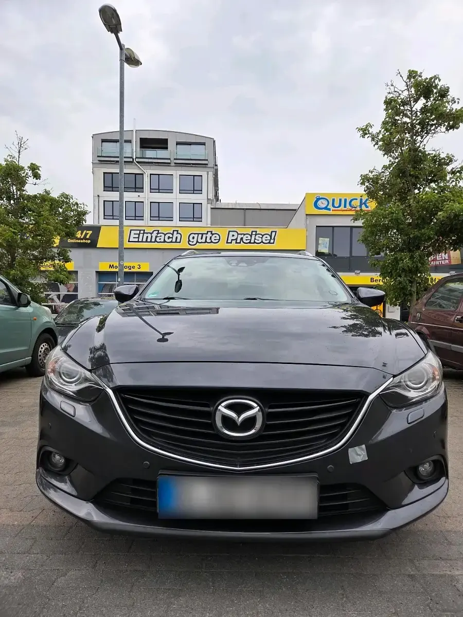Gebraucht Mazda 6 Sports-Line 175 PS (128 kW) 2014 Grau Kombi