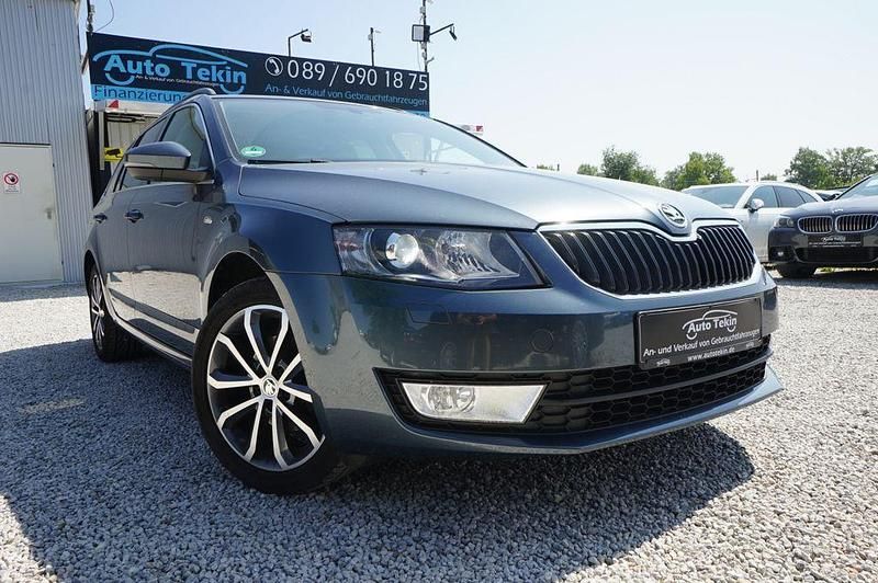 Grau Gebraucht 2015 Skoda Octavia Kombi | 11.950 € (Fairer Preis) - Bild 1/3