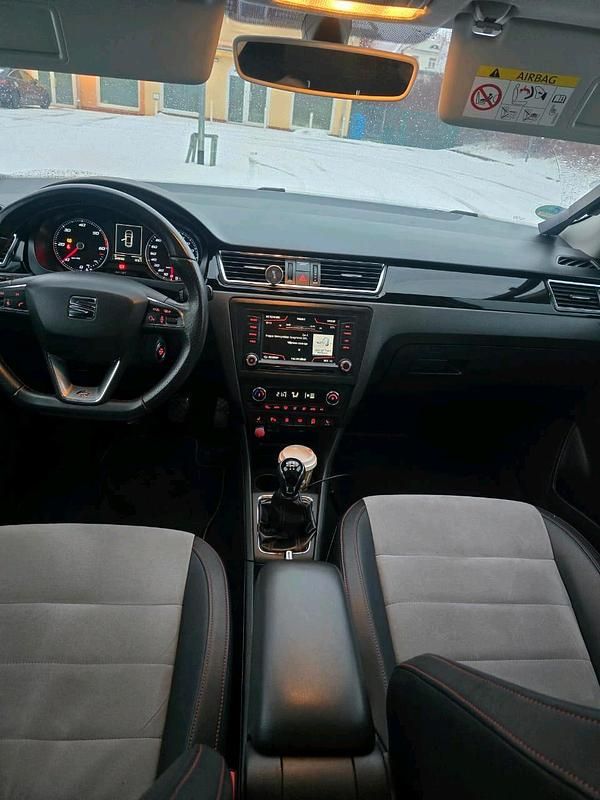 Gebraucht Seat Toledo 105 PS (77 kW) 2016 Weiß Kleinwagen
