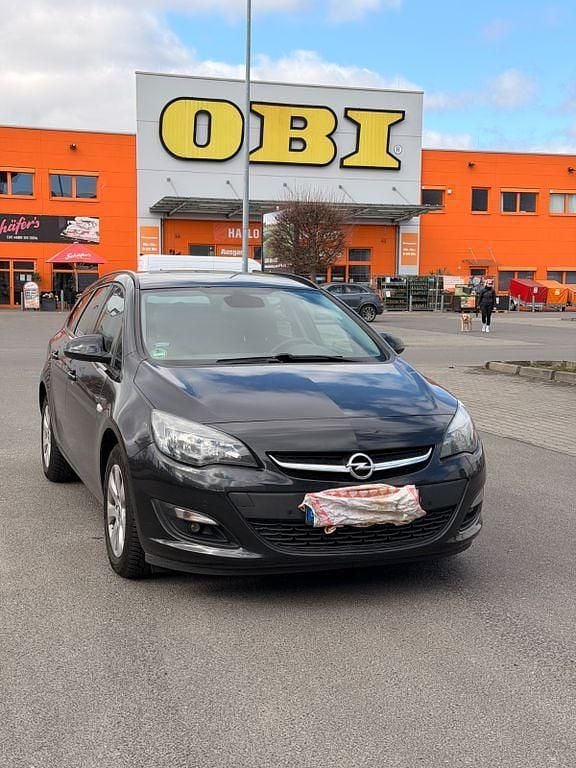 Gebraucht Opel Astra 140 PS (102 kW) 2015 Schwarz Kombi