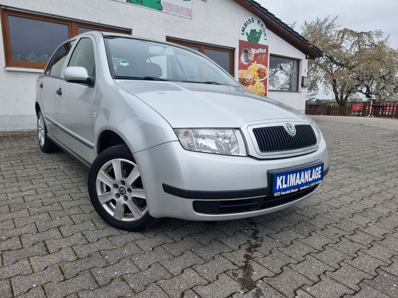 Silber Gebraucht 2003 Skoda Fabia Comfort Limousine | 1.290 € (Guter Preis) - Bild 1/4
