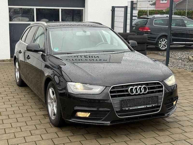 Schwarz Gebraucht 2012 Audi A4 Ambition Kombi | 6.450 € (Superpreis) - Bild 1/4
