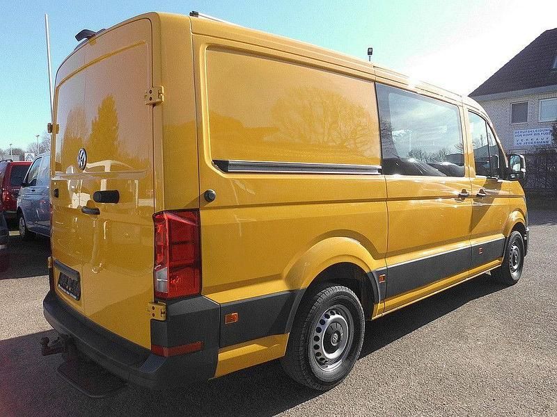 Gebraucht VW Crafter Trendline 177 PS (130 kW) 2021 Gelb Van