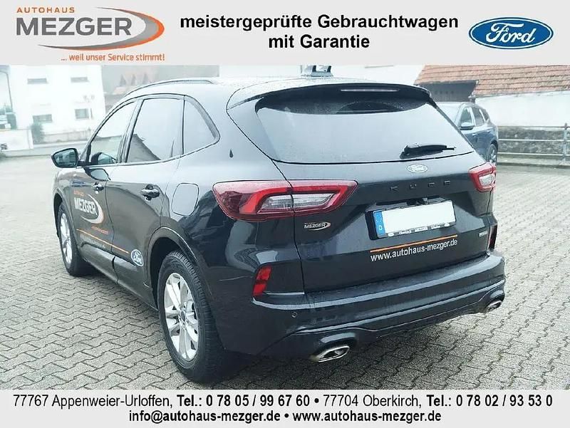 Gebraucht Ford Kuga ST-Line 179 PS (131 kW) 2024 Obsidianschwarz metallic SUV