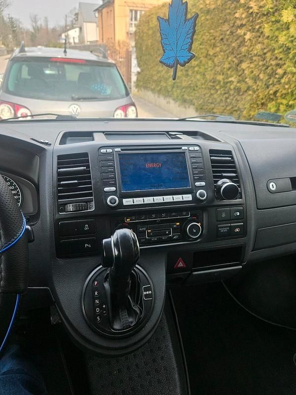 Gebraucht VW T5 180 PS (132 kW) 2010 Grau Van