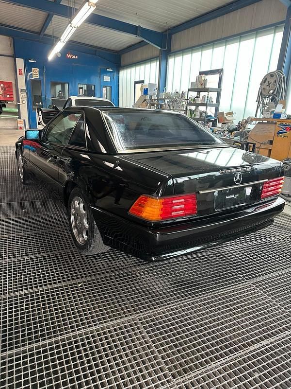 Gebraucht Mercedes SL500 326 PS (239 kW) 1991 Schwarz Cabrio