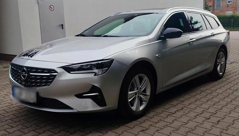 Gebraucht Opel Insignia 174 PS (127 kW) 2021 Silber Kombi