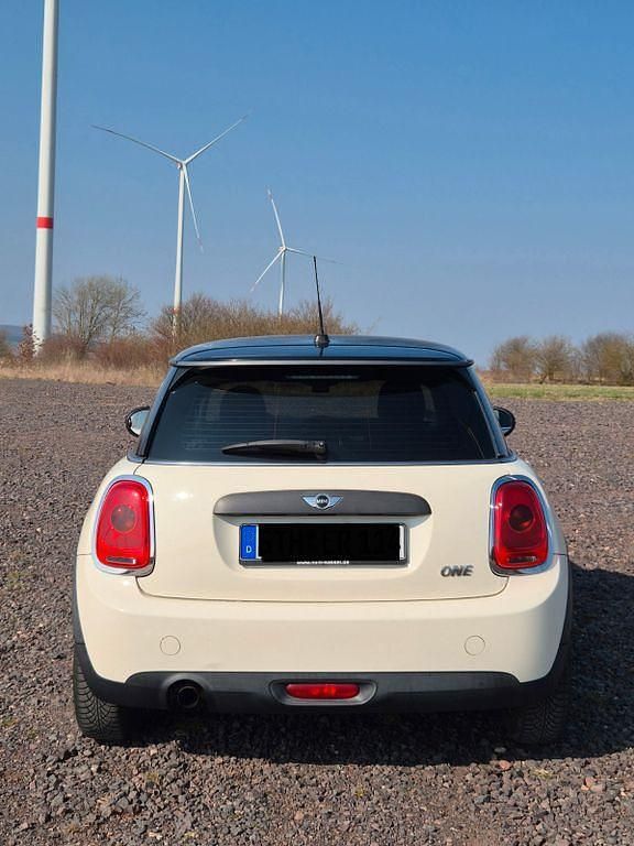 Gebraucht Mini ONE 75 PS (55 kW) 2015 Beige Kleinwagen
