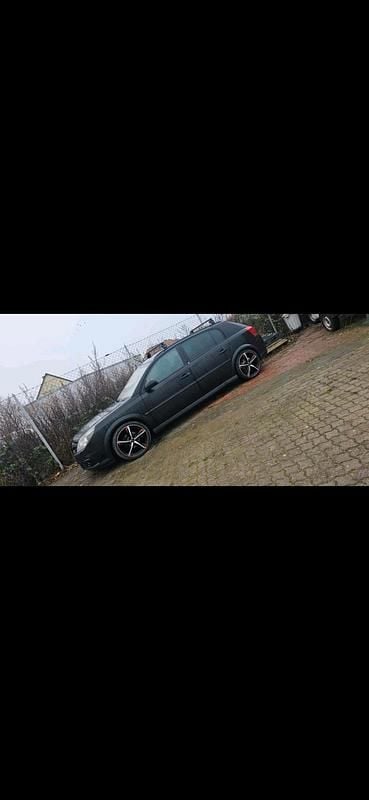 Andere farben Gebraucht 2006 Opel Signum Kleinwagen | 600 € (Guter Preis) - Bild 1/2
