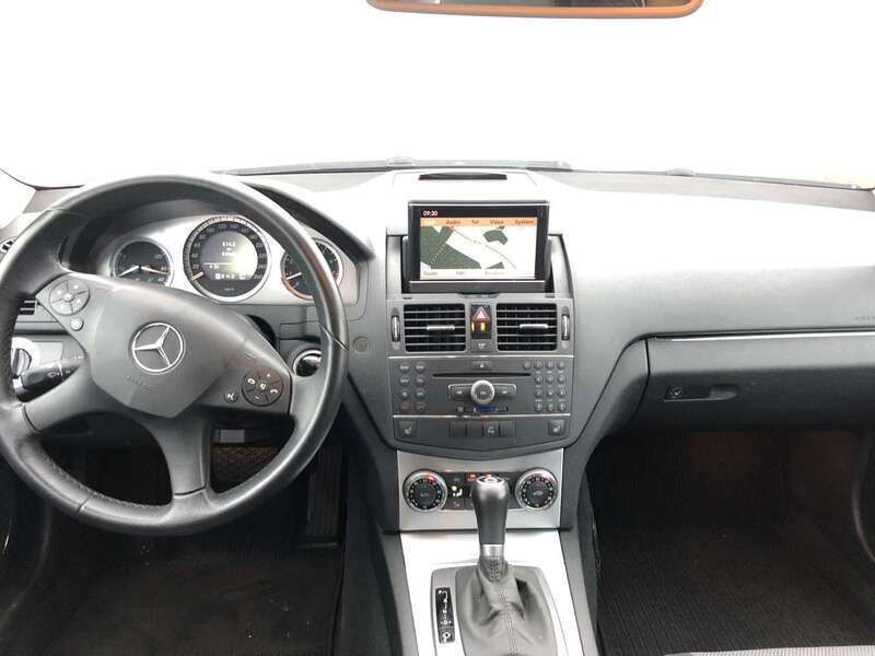 Grau Gebraucht 2007 Mercedes C280 Limousine | 10.200 € (Fairer Preis) - Bild 1/4