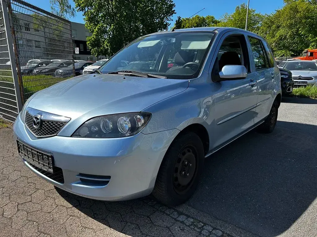 Usata Mazda 2 Active 80 CV (58 kW) 2006 Blu Utilitaria