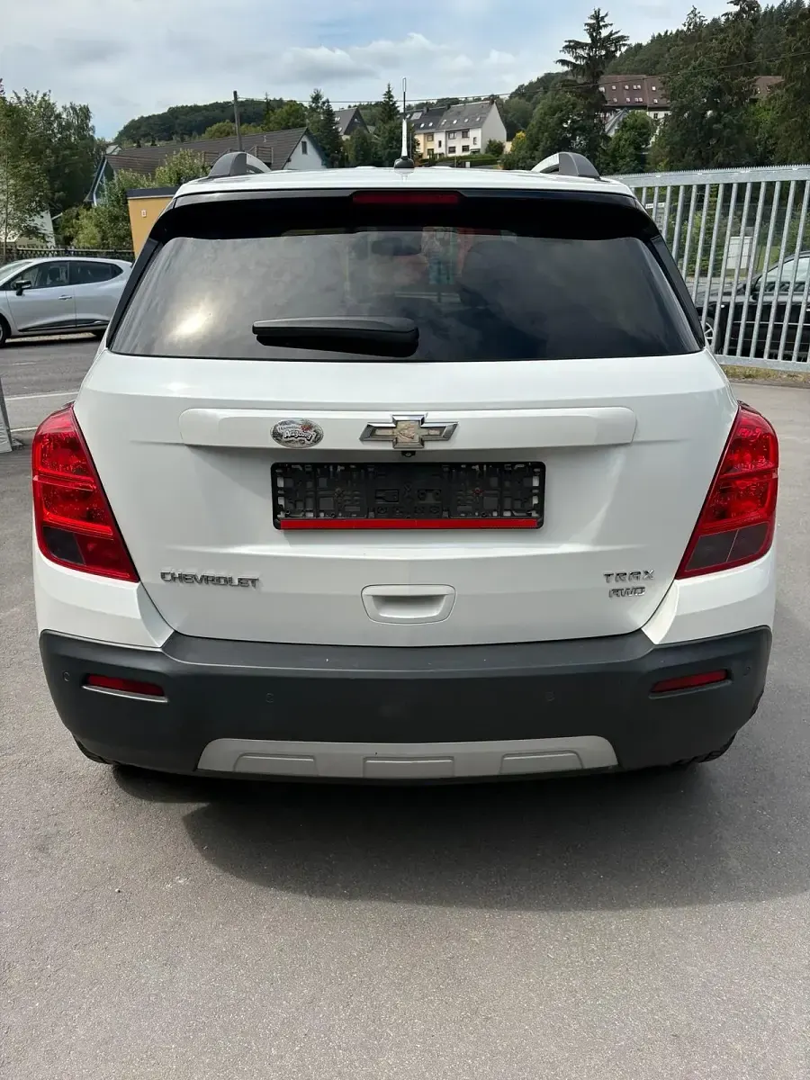 Gebraucht Chevrolet Trax 140 PS (102 kW) 2013 Weiß SUV