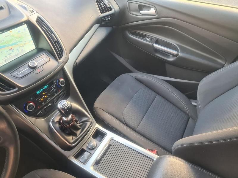 Gebraucht Ford Kuga Cool & Connect 120 PS (88 kW) 2018 Grau SUV