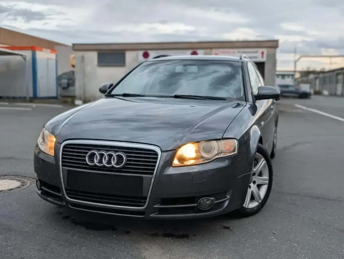 Gebraucht Audi A4 Sport 179 PS (131 kW) 2006 Grau Kombi