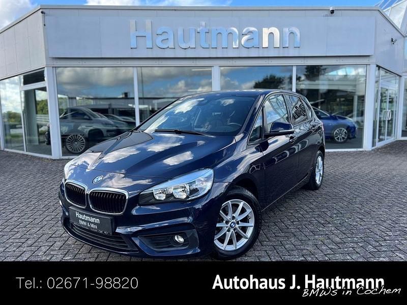 Blau Gebraucht 2017 BMW 218 Active Tourer Advantage Van / Kleinbus | 10.950 € (Fairer Preis) - Bild 1/4