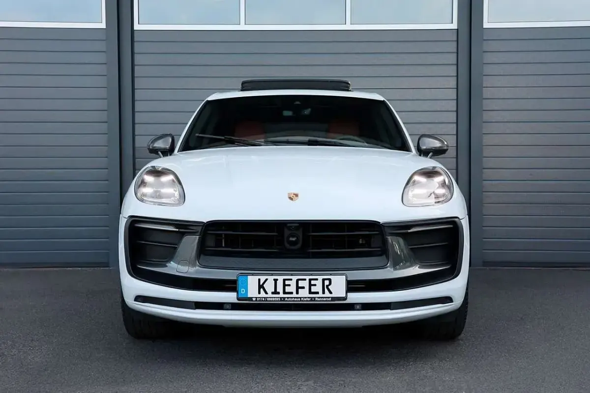 Gebraucht Porsche Macan 265 PS (194 kW) 2023 Weiß SUV