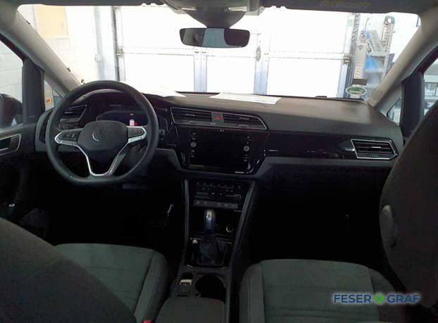 Gebraucht VW Touran Highline 150 PS (110 kW) 2025 Grenadillschwarz metallic Van / Kleinbus