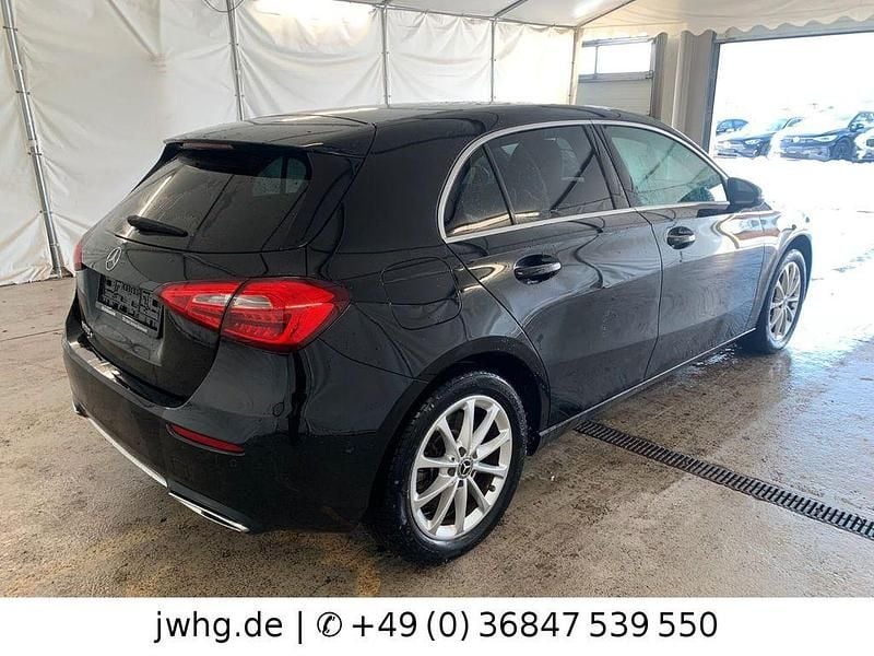 Gebraucht Mercedes A250 Progressive 218 PS (160 kW) 2022 Schwarz Limousine