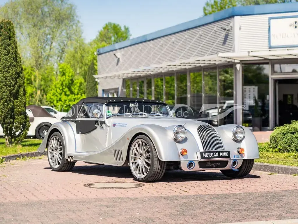 Gebraucht Morgan Plus 8 367 PS (269 kW) 2015 Silber Cabrio