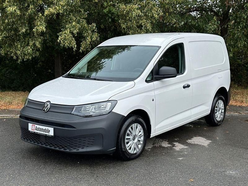 Gebraucht VW Caddy 75 PS (55 kW) 2023 Weiß Van / Kleinbus