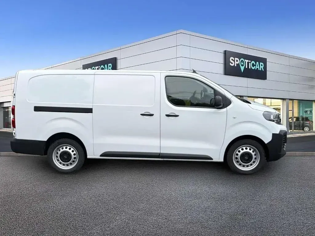 Gebraucht Opel Vivaro 177 PS (130 kW) 2025 Kaolin weiss Van / Kleinbus