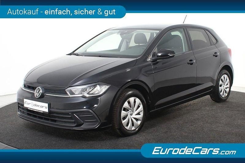 Schwarz Gebraucht 2023 VW Polo Life Kleinwagen | 19.500 € (Guter Preis) - Bild 1/4