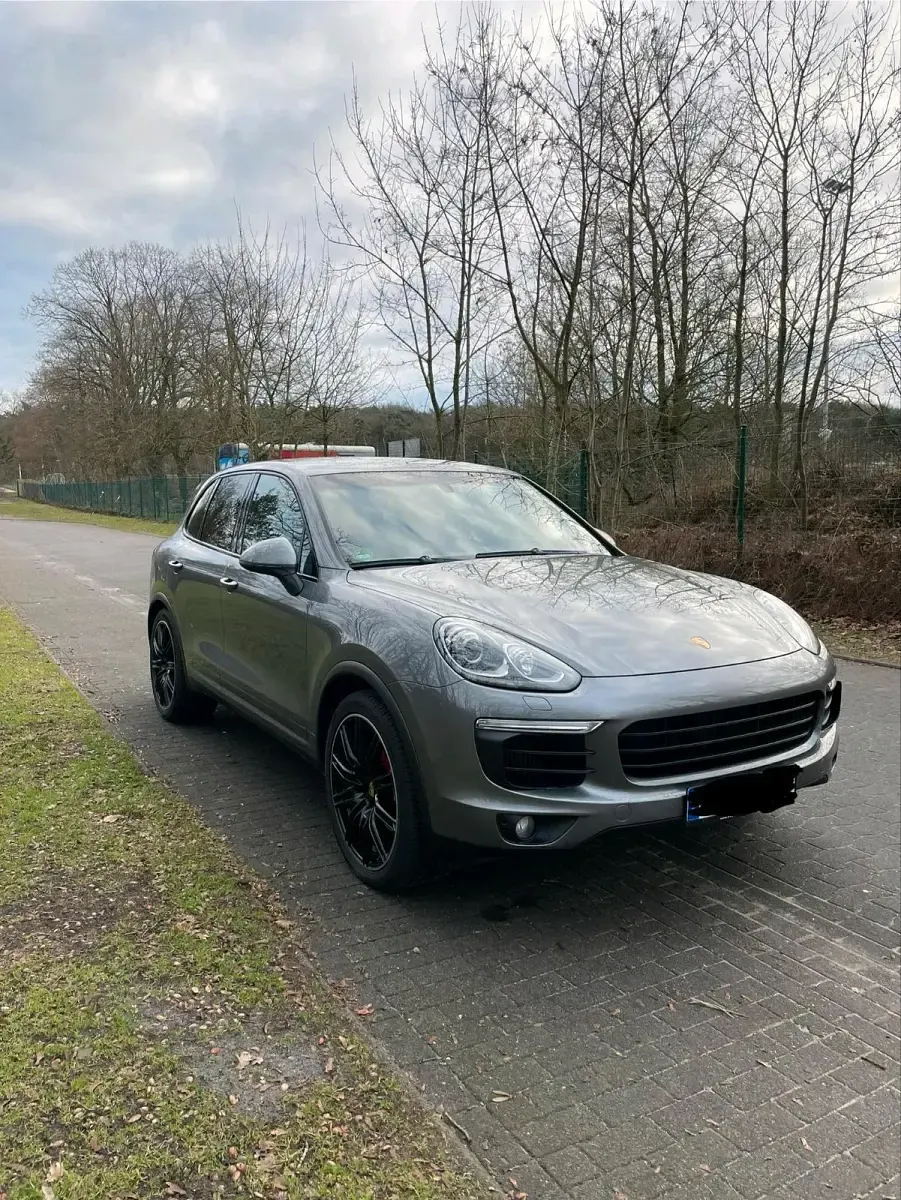 Gebraucht Porsche Cayenne 262 PS (192 kW) 2016 Grau SUV