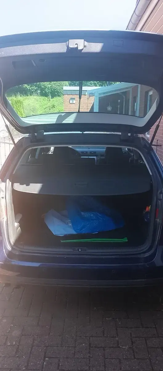 Gebraucht VW Passat 105 PS (77 kW) 2006 Blau Kombi
