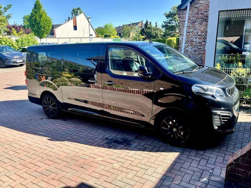 Schwarz Gebraucht 2019 Peugeot Traveller Business-Line Van / Kleinbus | 17.000 € (Superpreis) - Bild 1/4