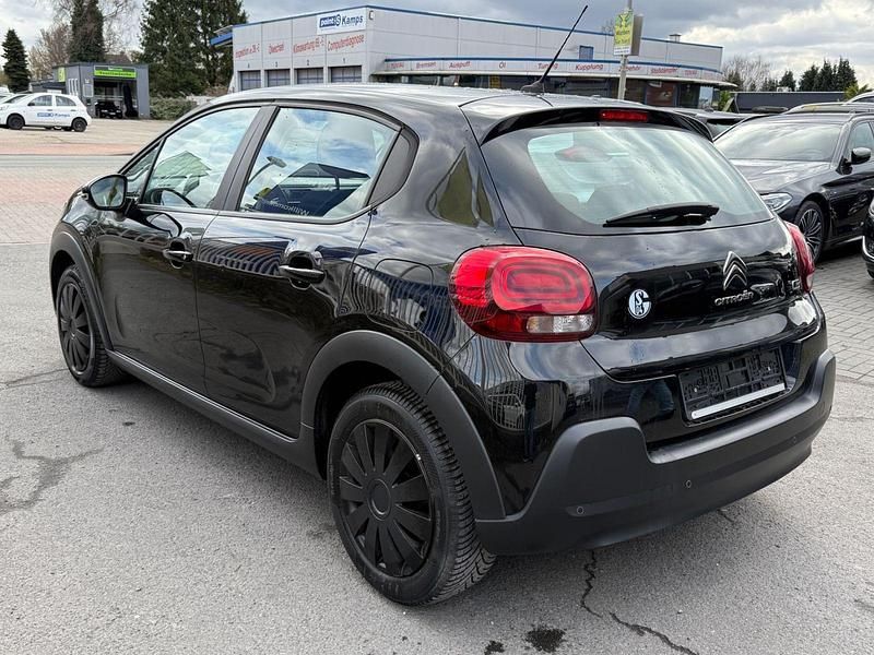 Gebraucht Citroën C3 Feel 82 PS (60 kW) 2017 Schwarz Limousine