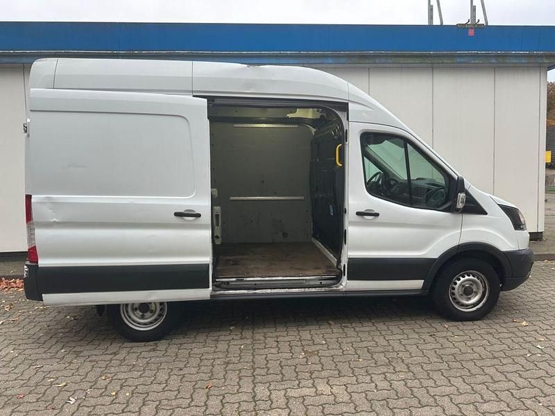 Gebraucht Ford Transit 131 PS (96 kW) 2018 Weiß Limousine