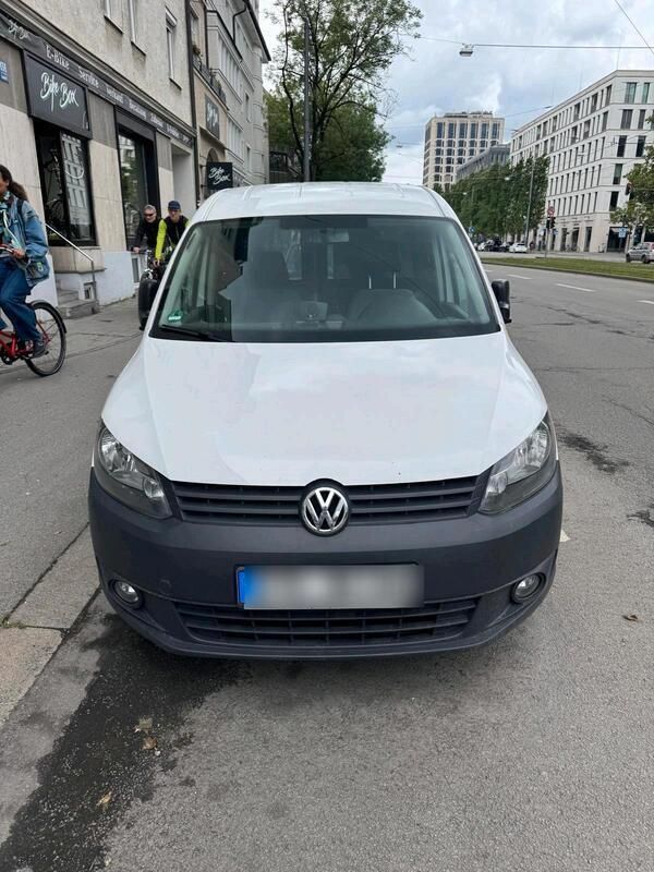 Weiß Gebraucht 2011 VW Caddy Maxi Van / Kleinbus | 6.100 € (Guter Preis) - Bild 1/4