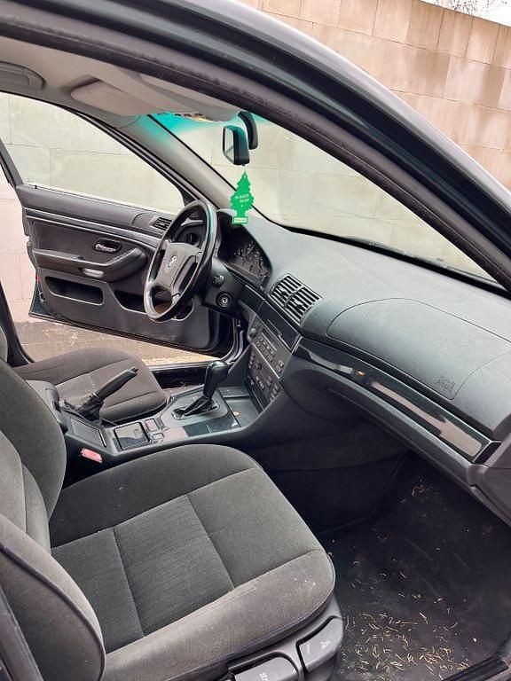 Gebraucht BMW 528 193 PS (141 kW) 1996 Grün Limousine